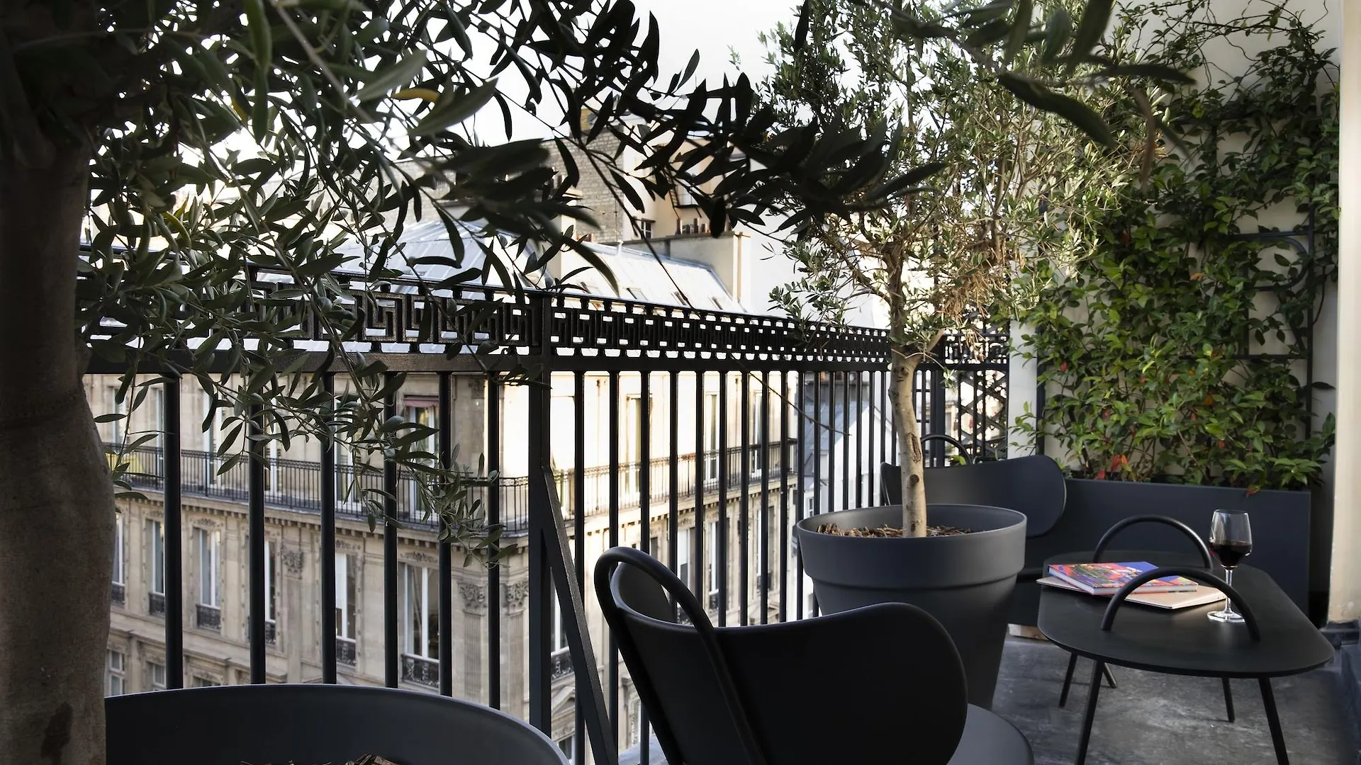Hotel R De Paris - Boutique Hotel