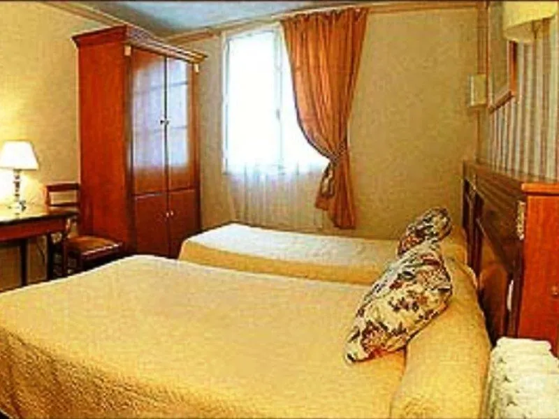 Hotel R De Paris - Boutique Hotel