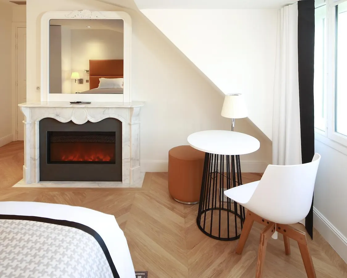 Hotel R De Paris - Boutique Hotel