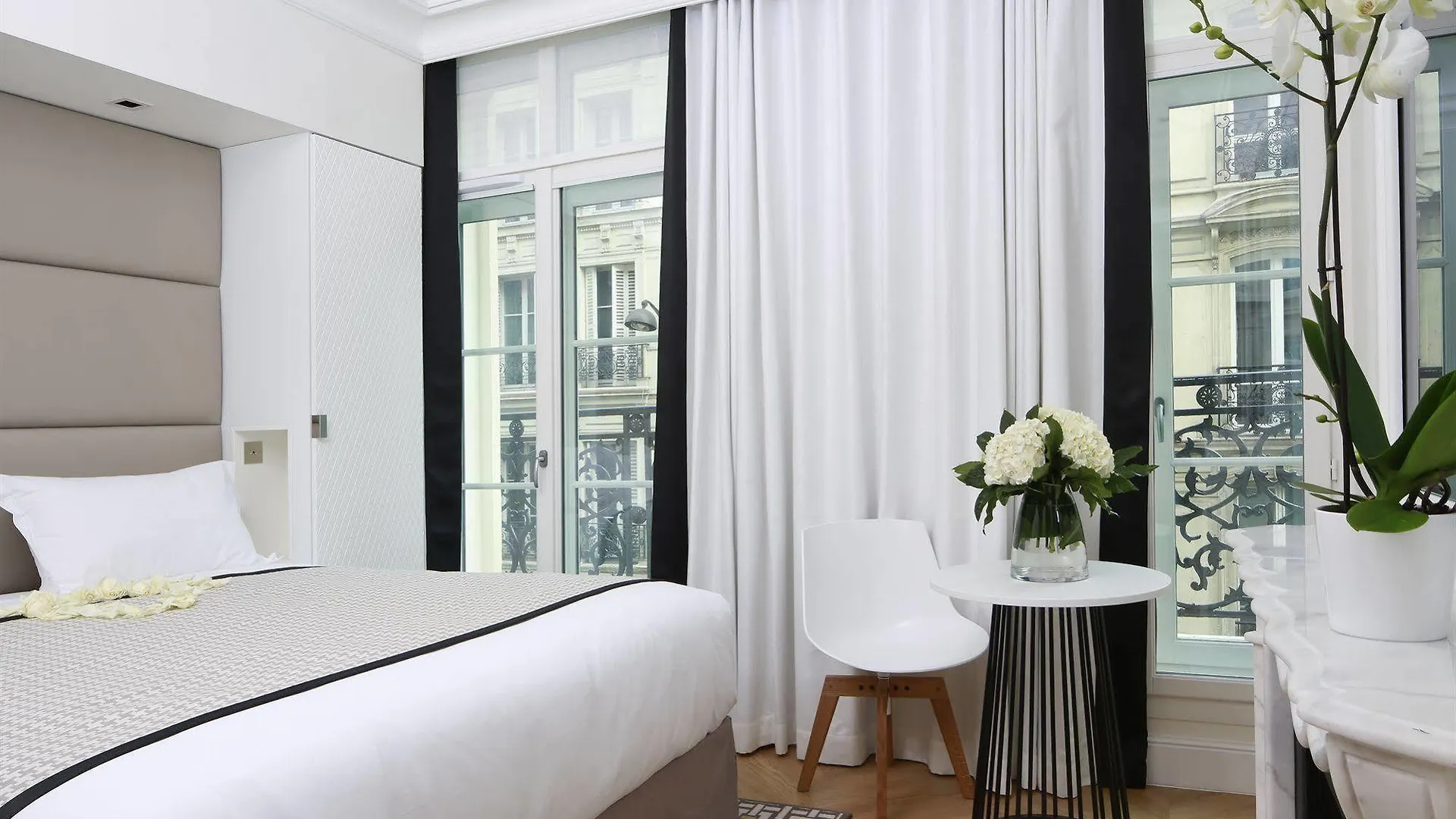 Hotel R De Paris - Boutique Hotel