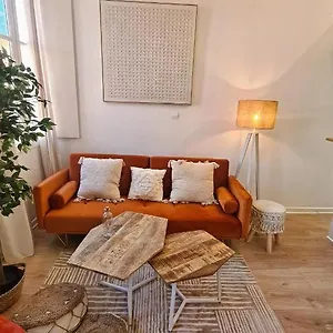 Apartamento Sous Les Toits D'avignon Aviñón