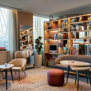 4* Hotel Ac Porte Maillot By Marriott