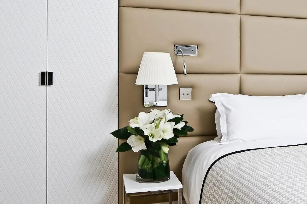 Hotel R De Paris - Boutique Hotel